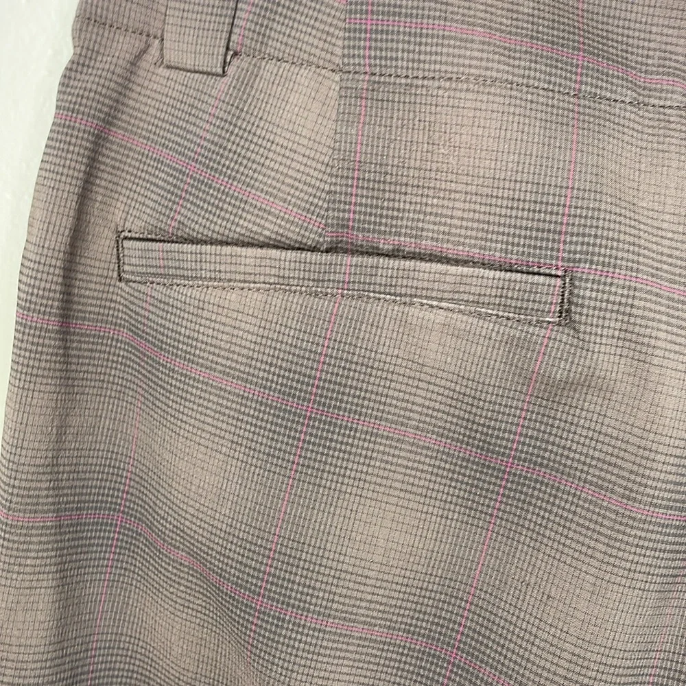 NIKE GOLF Shorts Brown Plaid DRY FIT Bermuda Comfortable Shorts 6